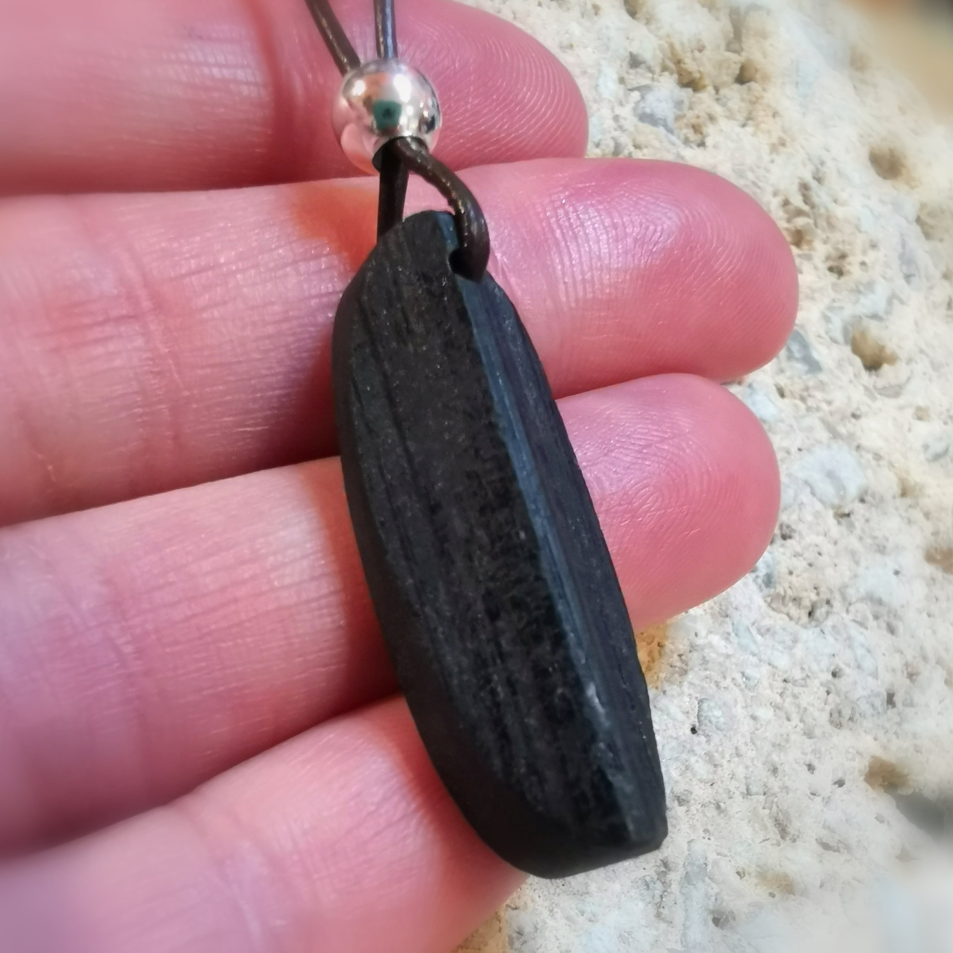 Turmalin AA Qualität Freiform, Natur Edelstein Heilstein Design Karma Kette, Aura Chakra, Kraft und Schutz