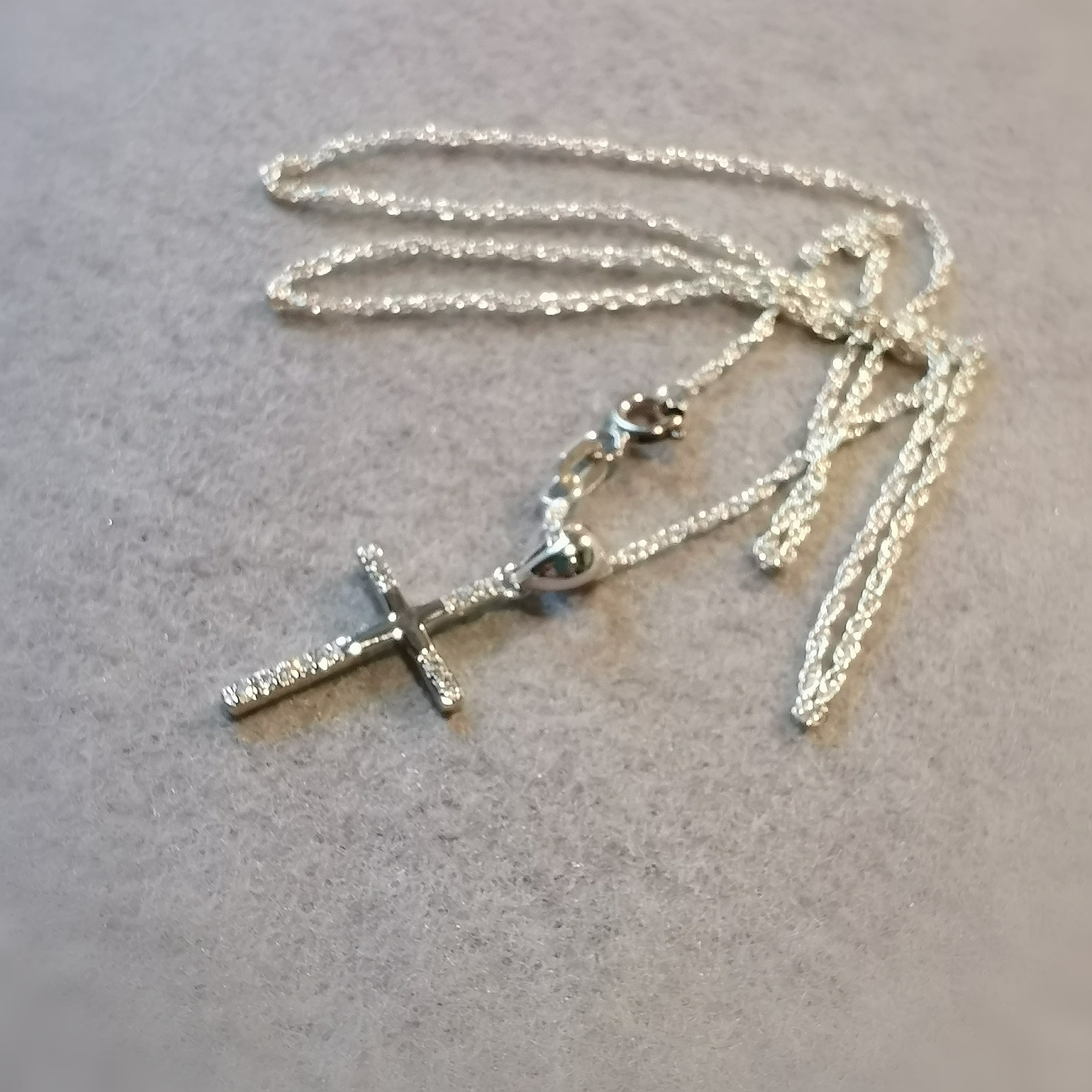 Kreuz Anhänger Kette Sterlingsilber 45 cm mit Zirkon Kristallen - Glaube - Liebe - Hoffnung