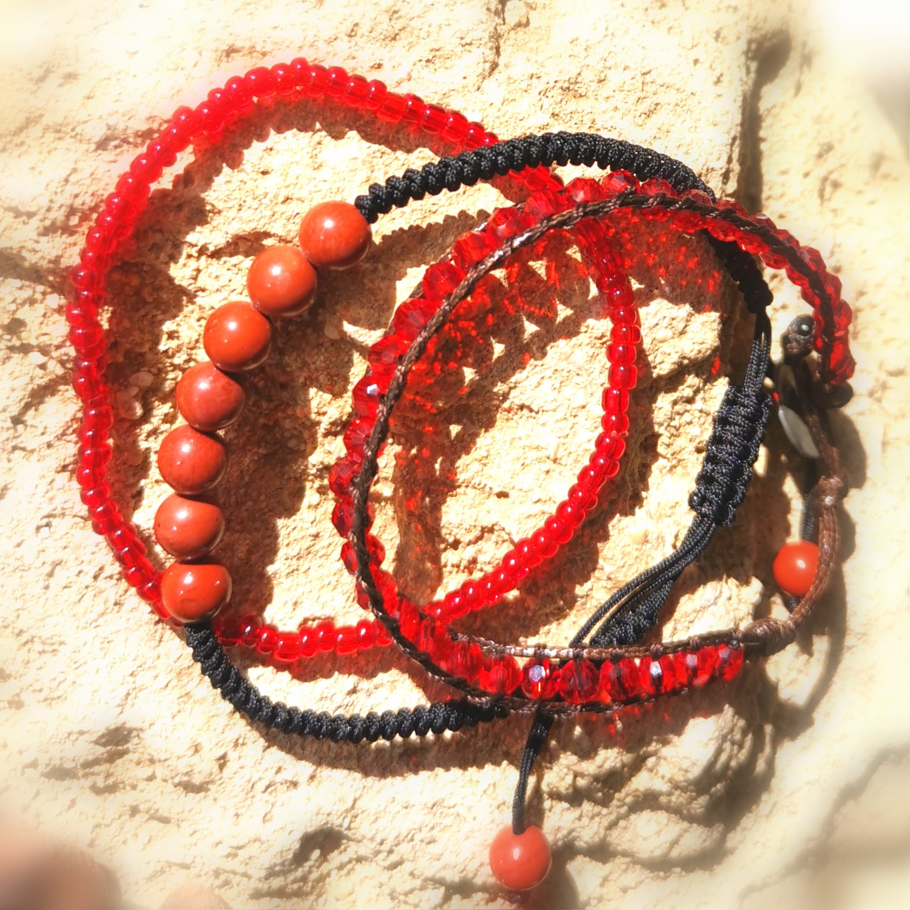 Armband 3er Set, rot, roter Jaspis, indische Perlen Glücksarmband, Hippie Schmuck - ewige Liebe
