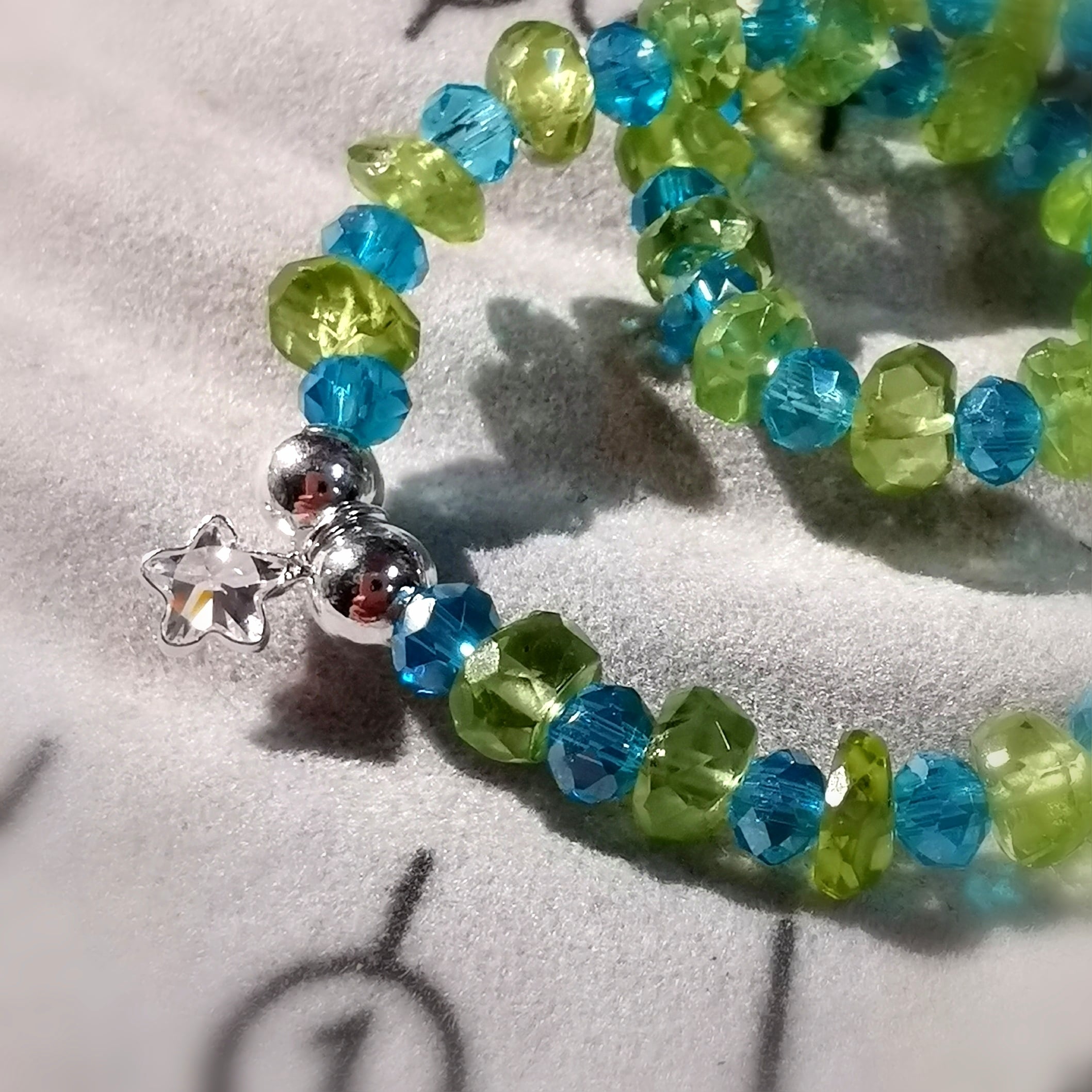Olivin Peridot Kristall Karma Armband, grün türkis, geweiht, mit Zirkon Seestern Krafttier #wunder