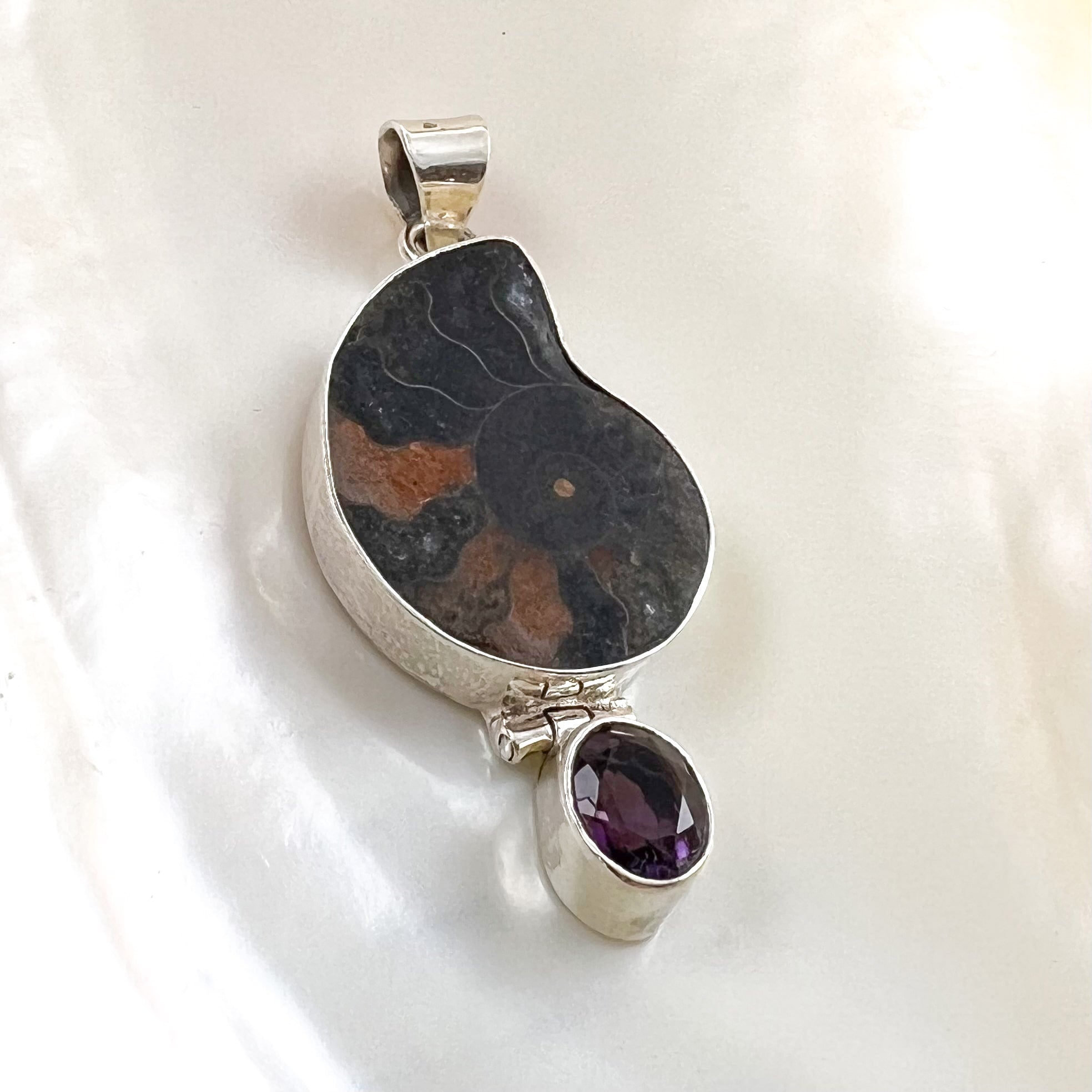 Ammonit Fossil Amethyst Edelstein Heilstein Talisman Anhänger Rarität XL - Lebenskraft